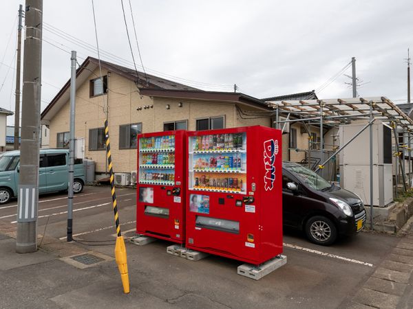街角の自動販売機