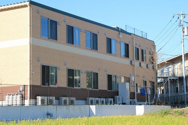 二階建ての外観