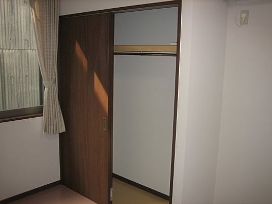 クローゼットのある居室  