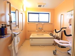 安全設備付き浴室