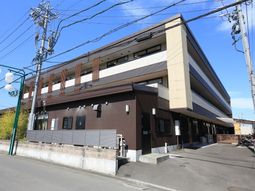 現代的な建物の外観