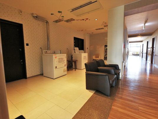 温もりのある休憩スペース