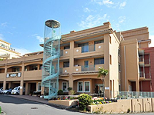 快適な雰囲気の建物外観