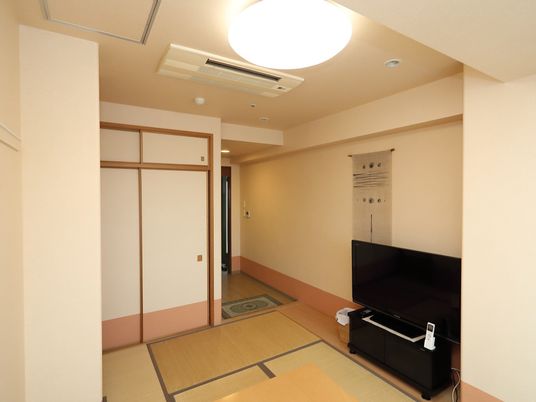 和風の広々居室