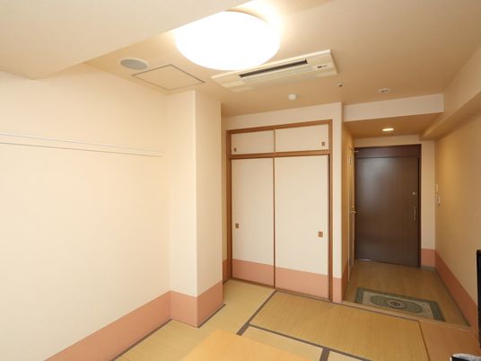 清潔な和室の居室