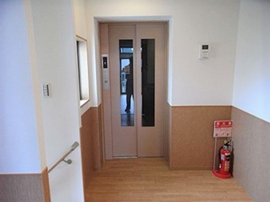 廊下の片引き戸