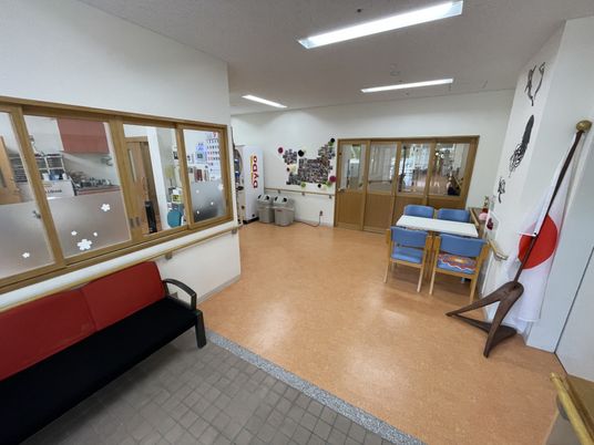 ゆったりした廊下