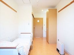 落ち着いた雰囲気の居室