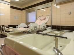 清潔な浴室設備