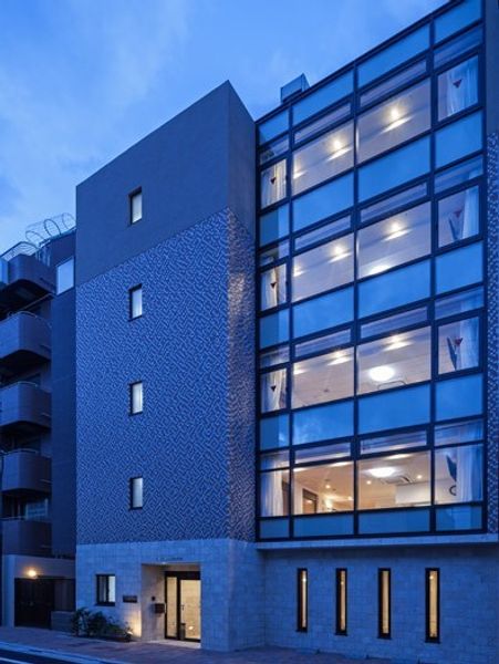 モダンな建物の外観