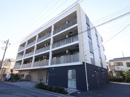 モダンな建物外観