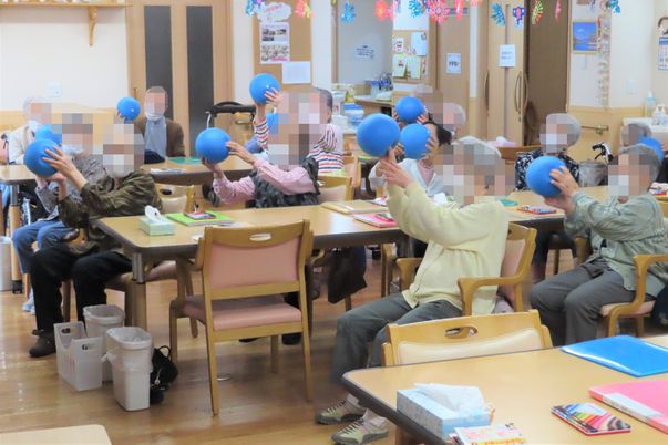 活動中の多目的室
