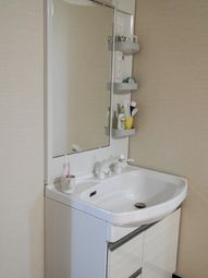 整った洗面台と収納