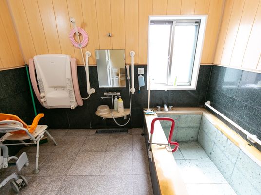 バリアフリー浴室設備