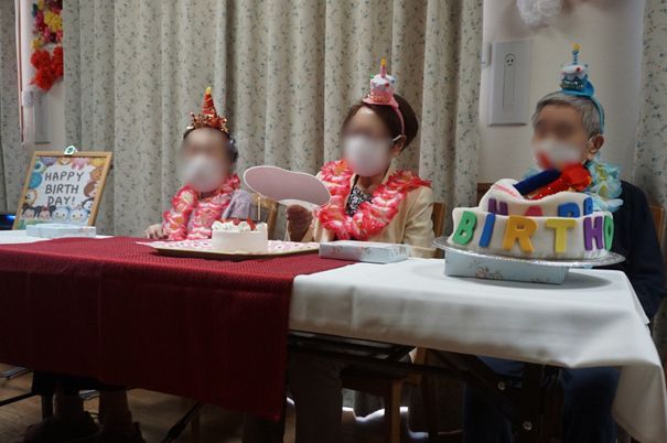 誕生日祝いの様子