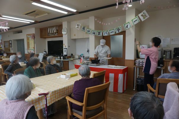 料理イベントを行う居室