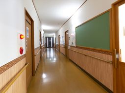 清潔感のある廊下