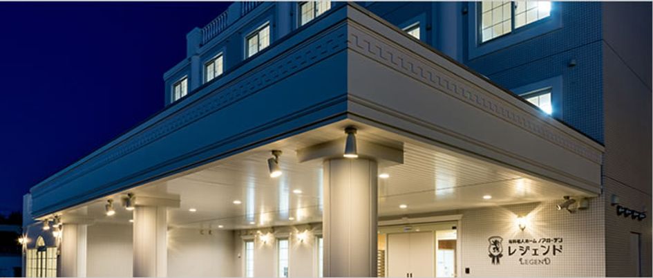 夜の佇まいが美しい外観