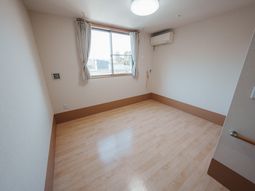 明るい部屋の居室
