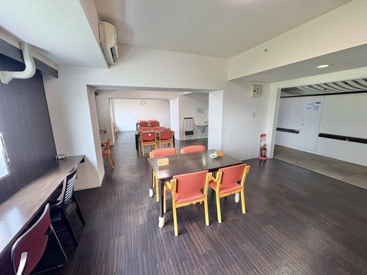 開放感のある食堂