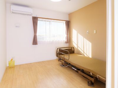 明るく清潔な居室