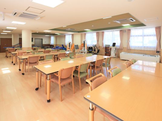 広々としたリハビリテーションルーム