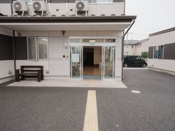 自動ドアのエントランス