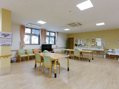広々とした明るい休憩室