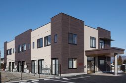 清潔感ある施設の外観