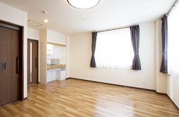 きれいな居室の勤務地
