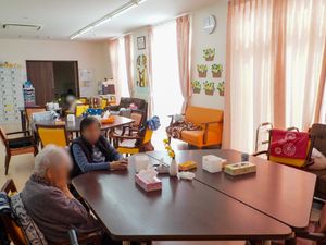 共有スペースの温かな雰囲気