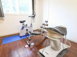 運動器具のある空間