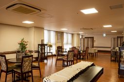 ゆったりしたラウンジ風景