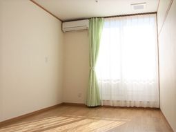 明るい空間の居室
