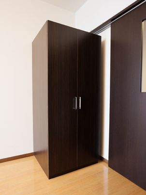 茶色のクローゼット