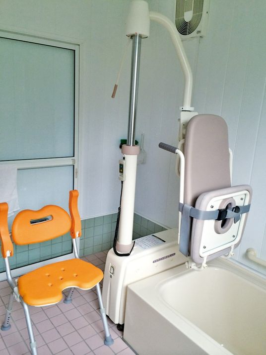 介護用リフト付き浴室