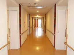 清潔な廊下