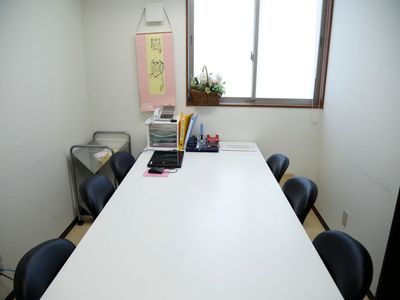 スタッフ用会議室
