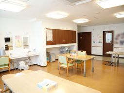 明るいダイニングルーム