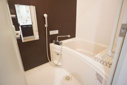 手すり付き浴室