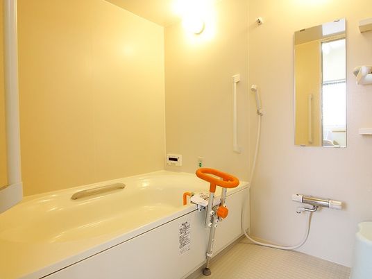 バリアフリー浴室設備