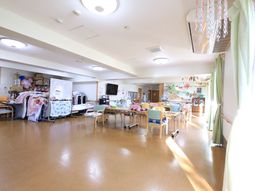 明るい共用スペース