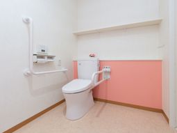 バリアフリートイレ