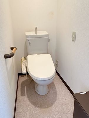 安全な構造のトイレ