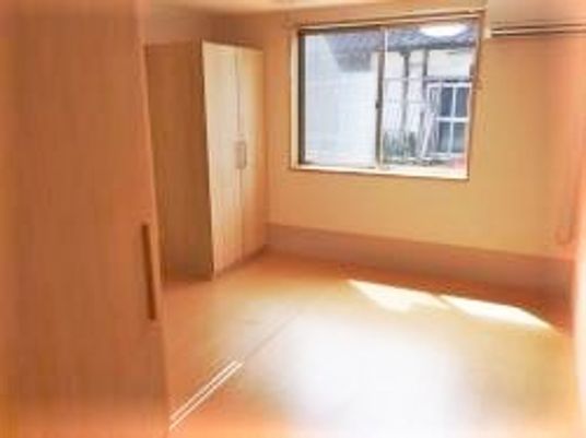 日当たりの良い明るい居室