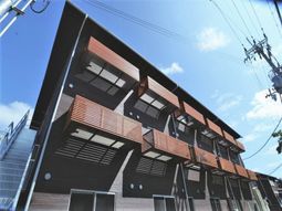 モダンな外観の建物
