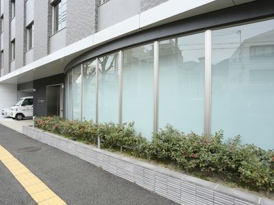 エントランス外観の風景