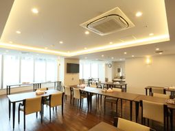 明るいダイニングスペース