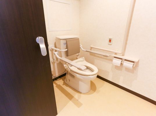 バリアフリートイレ