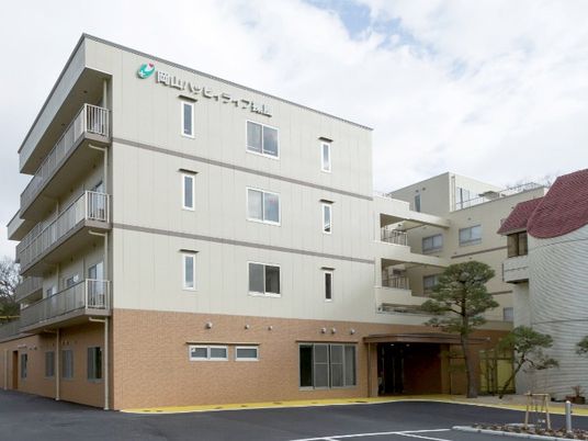 外観の建物正面  